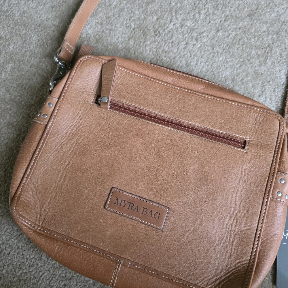 Myra Bags Leather and Cowhide Crossbody Nwt - Picture 2 of 6